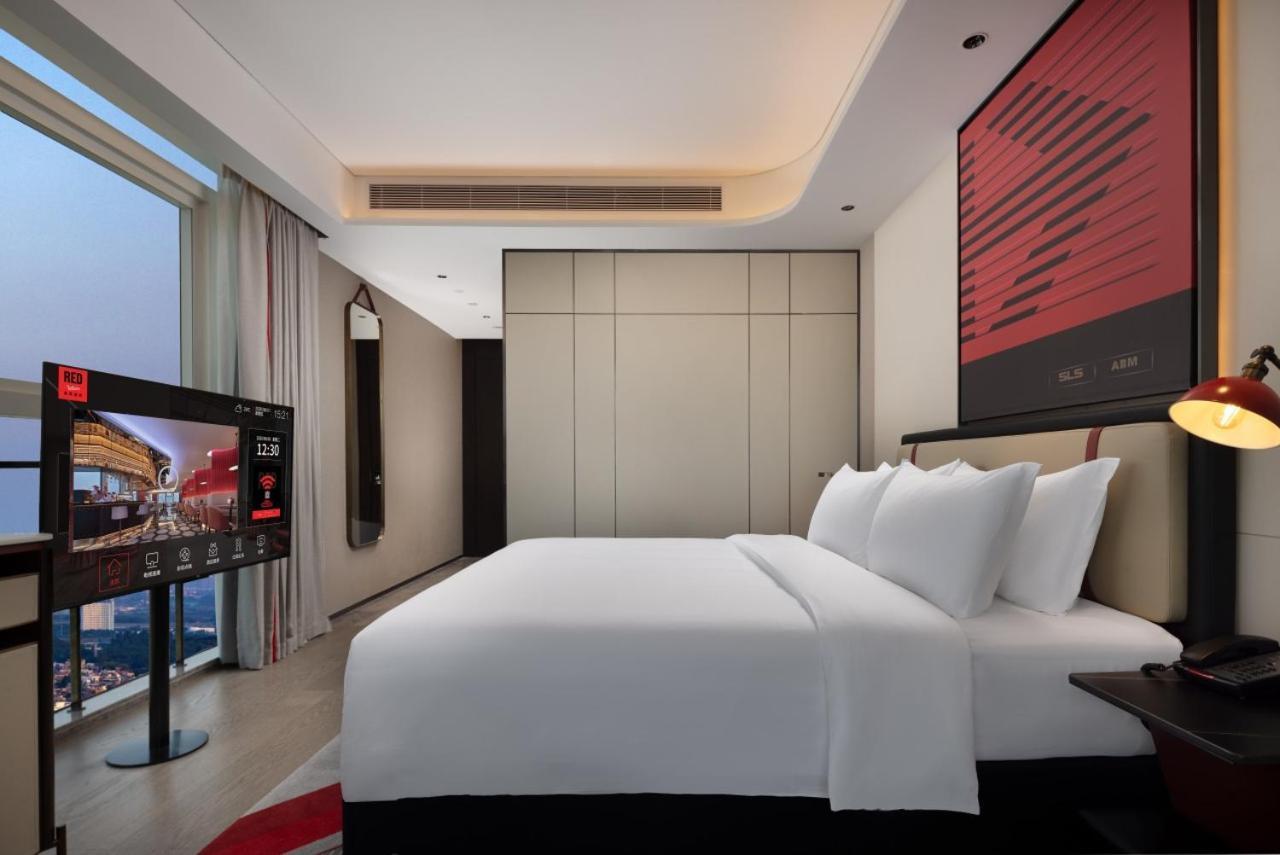 Hotel Radisson Red Guangzhou South Railway Station Extérieur photo